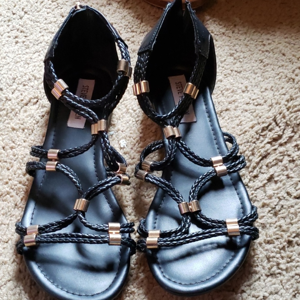 Black leather flat sandals